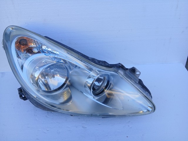 19889 Opel Corsa D 2006-2010 Jobb első Lámpa Fényszóró