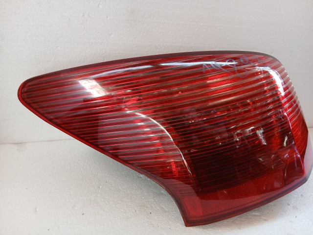 19893 Peugeot 407 2004-2010 Bal hátsó Lámpa
