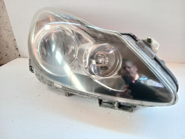 19884 Opel Corsa D 2006-2010 Jobb első Lámpa Fényszóró